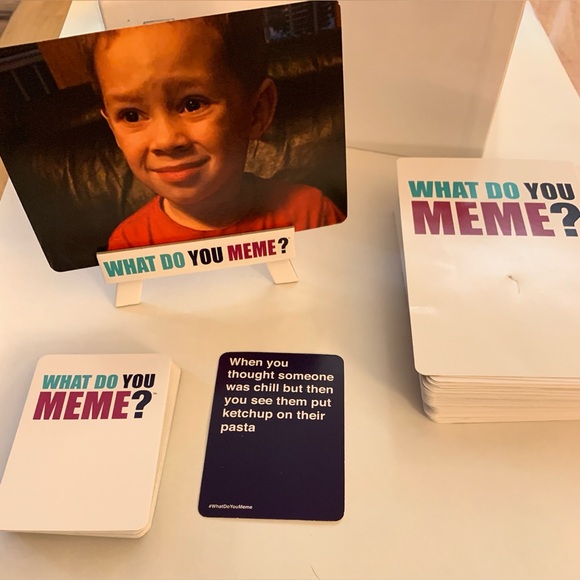 What Do You Meme? Game - Picture 8 of 9